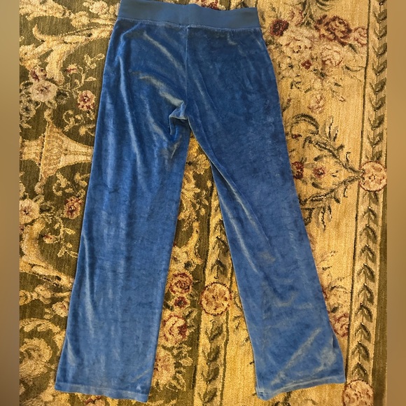 WOW POSHMARK - Authentic BCBG Maxazria Velour Embroidered Pants - Picture 7 of 12